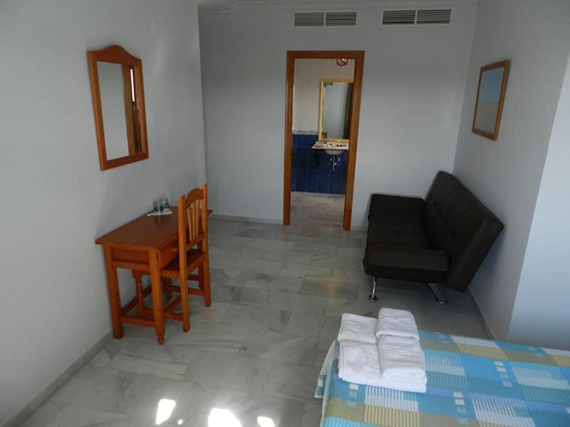 Hostal El Alferez Vejer de la Frontera Exterior foto